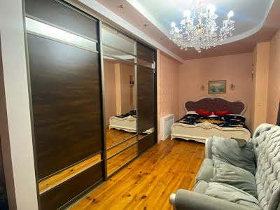 квартира за адресою екатериненская, 30