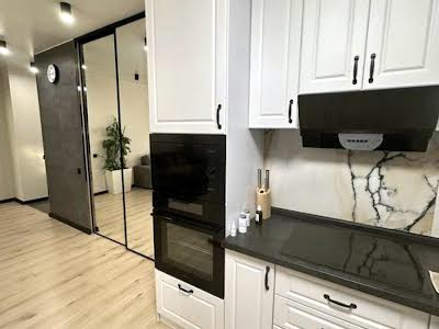 квартира за адресою Райдужна вул., 58