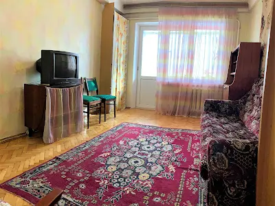 квартира по адресу Строителей ул., 12-А