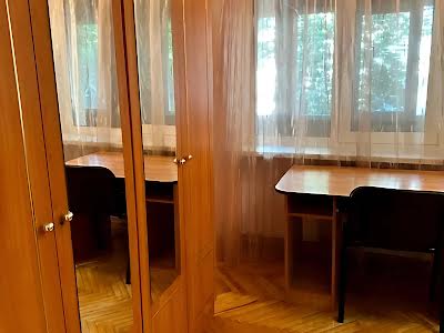 квартира по адресу Украинской Победы ул. (Академіка Сахарова), 33