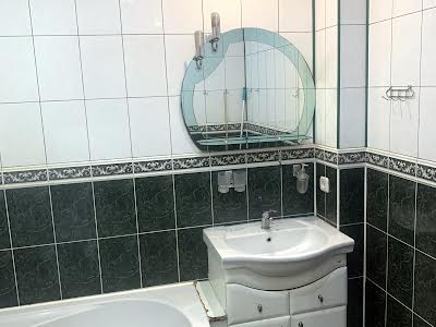 квартира за адресою Федора Ернста вул., 12