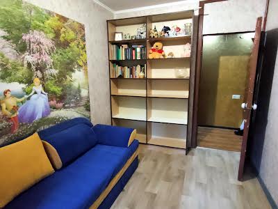 квартира за адресою Академіка Філатова вул., 62