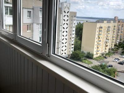квартира за адресою Соснова вул., 10