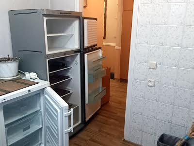 квартира за адресою Полярна вул., 8г