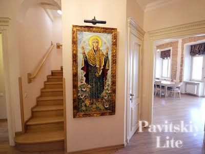 квартира по адресу Крутой спуск, 5