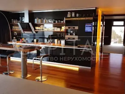 квартира за адресою Павла Тичини просп., 2