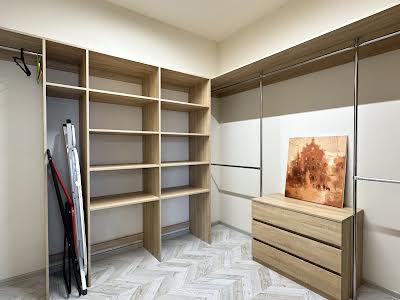 квартира за адресою Під Дубом вул. (Космонавтів), 24