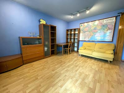 квартира по адресу Павла Тычины просп., 8