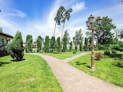 коммерческая по адресу київська, 1
