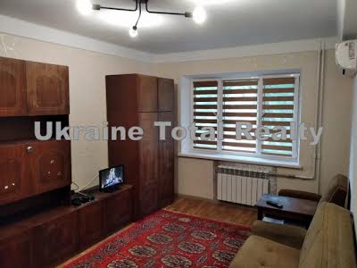 квартира за адресою Київ, Правди просп., 80В