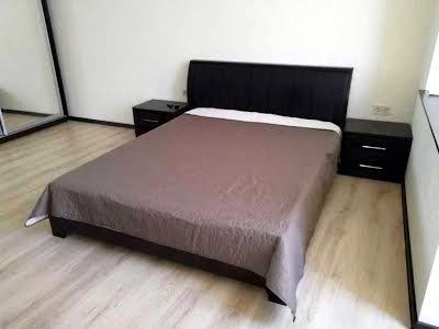квартира за адресою Олени Пчілки вул., 2 А