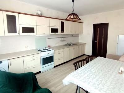 квартира за адресою Вишняківська вул., 13