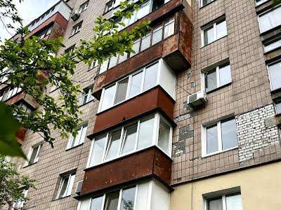 квартира за адресою Дністерська вул. (Двінська), 1-А