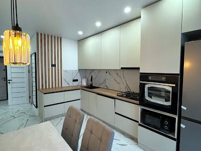 квартира за адресою Запорізьке шоссе, 32а