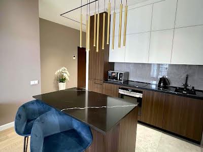 квартира за адресою Джона Маккейна вул. (Івана Кудрі), 7