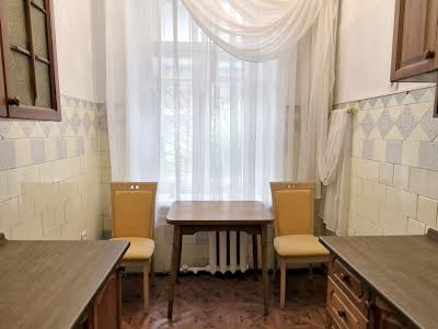 квартира за адресою Артилерійська вул., 2/1
