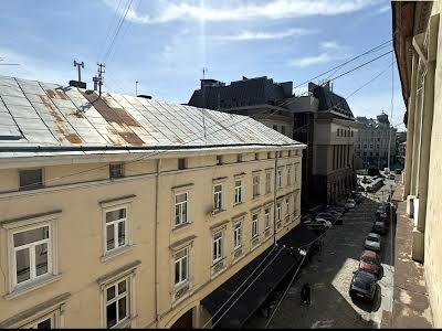 квартира по адресу Братьев Рогатинцев ул., 7