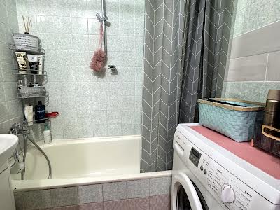 квартира за адресою Тростянецька, 3