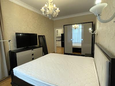 квартира за адресою Джона Маккейна вул. (Івана Кудрі), 7