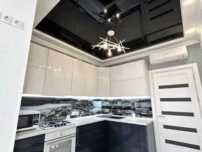 квартира за адресою Миру вул., 15а