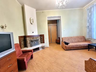 квартира по адресу Свободы просп., 100