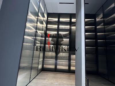 квартира за адресою Трускавецька вул., 8