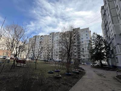 квартира по адресу Степана Бандери, 22/2