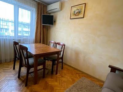 квартира за адресою В'ячеслава Чорновола просп. (), 55
