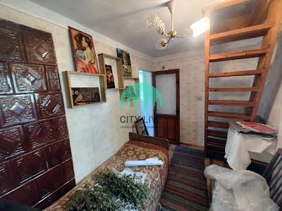 дом по адресу Евгения Коновальца ул.