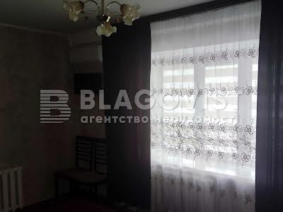 квартира за адресою Солом'янська вул., 16