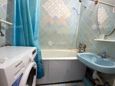 квартира за адресою Ахсарова вул., 9
