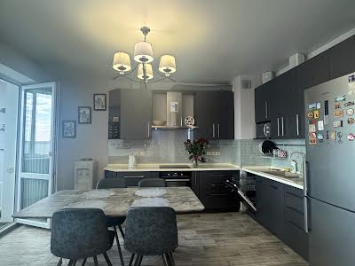 квартира за адресою Святошинська вул., 27Г-3