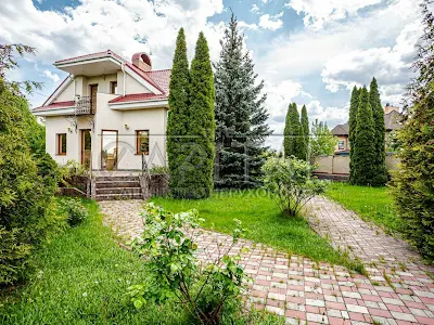 дом по адресу с. Белогородка, Чернобыльская