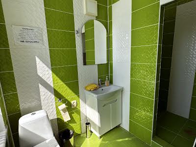 комерційна за адресою Золотой берег, 4 А