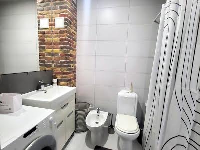 квартира по адресу Героев Майдана ул., 19а