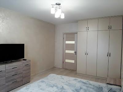 квартира за адресою Київ, Олени Пчілки вул., 4