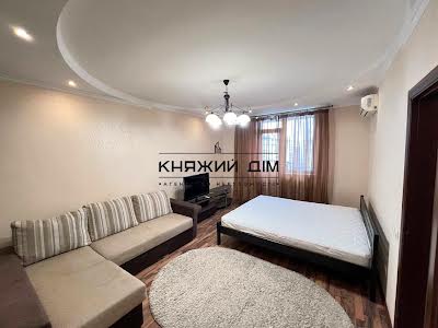квартира за адресою Степана Рудницького вул. (Академіка Вільямса), 5