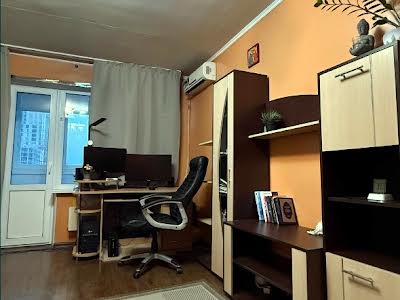 квартира за адресою Архітектора Вербицького вул., 8