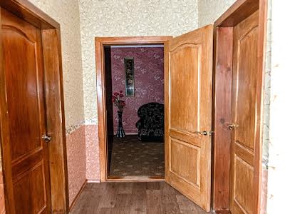 дом по адресу Центральна, 1