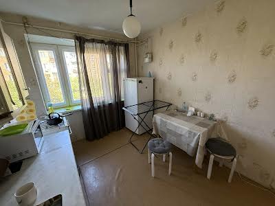 квартира за адресою Максима Берлинського вул., 25-А
