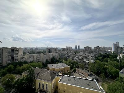квартира за адресою Ованеса Туманяна вул., 3