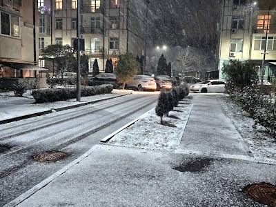 квартира за адресою Академіка Лебедєва вул., 1