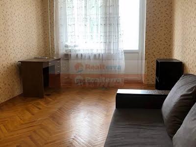 квартира за адресою Волинська вул., 25