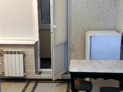 квартира по адресу Чернобыльская ул., 17
