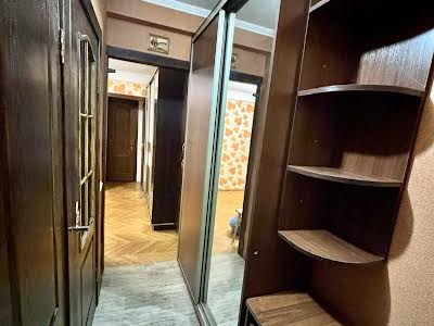 квартира за адресою Миру просп., 13-Б