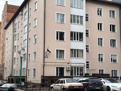 квартира за адресою Лісова вул., 42