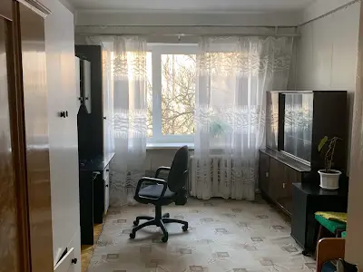 квартира за адресою Салютна вул., 5