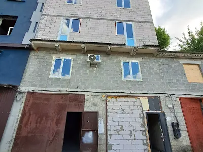 коммерческая по адресу Берестейський, 59