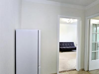квартира за адресою Будівельників вул., 8