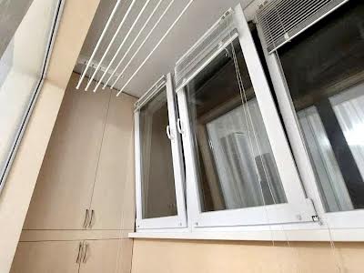 квартира за адресою Академіка Корольова вул., 20